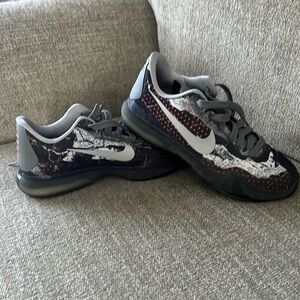 Kobe 5.5 Youth Shoe